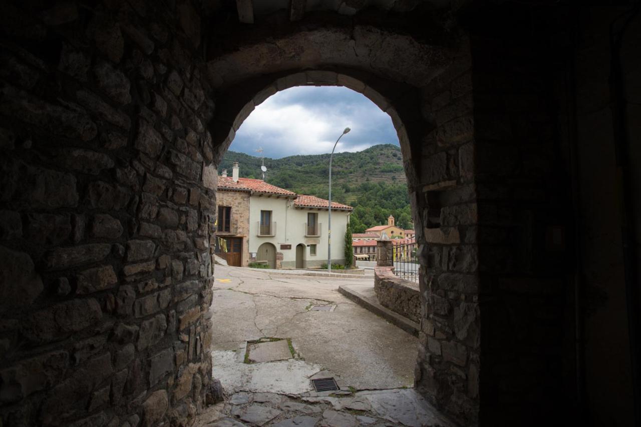 El Reliquier De Vallfogona Del Ripolles Vallfogona de Ripolles エクステリア 写真